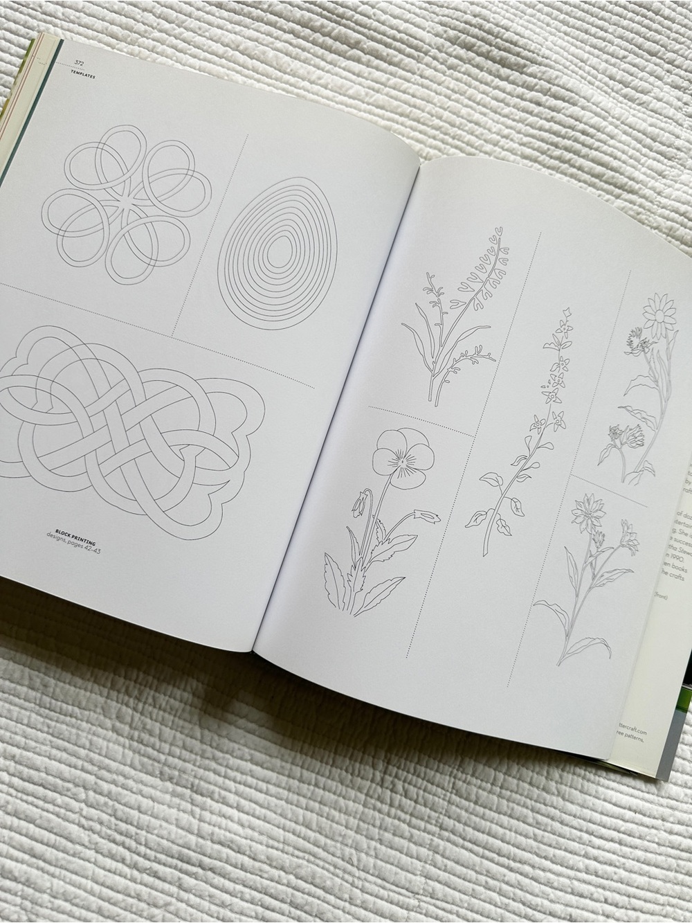 Martha Stewart's Encyclopedia of Crafts: An A-to-Z Guide Hardcover Book DIY Art - Picture 11 of 13